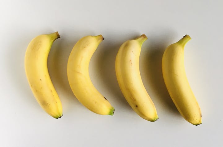 バナナのカロリーや糖質 ダイエット中の食べ方について徹底解説