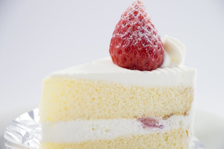 ショートケーキのカロリー 糖質を徹底調査 ダイエット中は低糖質ケーキがおすすめ Healmethy Press ヘルメシプレス