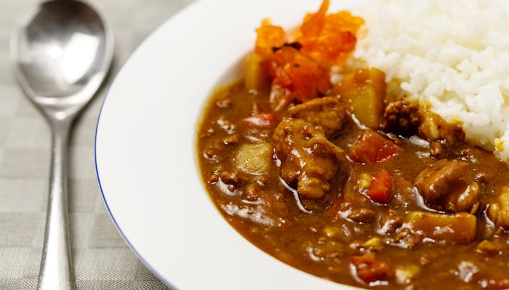 カレーのカロリー 糖質が気になる ダイエット中もヘルシーに食べたい方必見 Healmethy Press ヘルメシプレス カレーのカロリー 糖質が気になる ダイエット中もヘルシーに食べたい方必見 Healmethy Press ヘルメシプレス