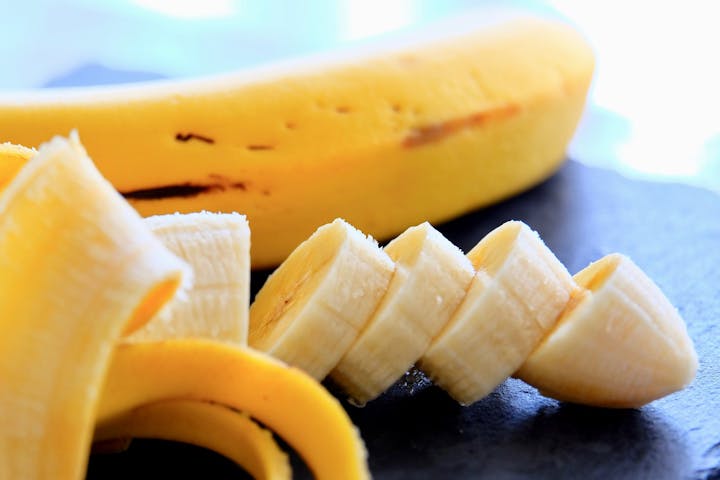 バナナはダイエット向き カロリー 糖質や食べるメリットを管理栄養士が解説 Healmethy Press ヘルメシプレス